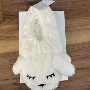 NEW Fuzzy Babba Faux Fur Dog Slipper Socks
